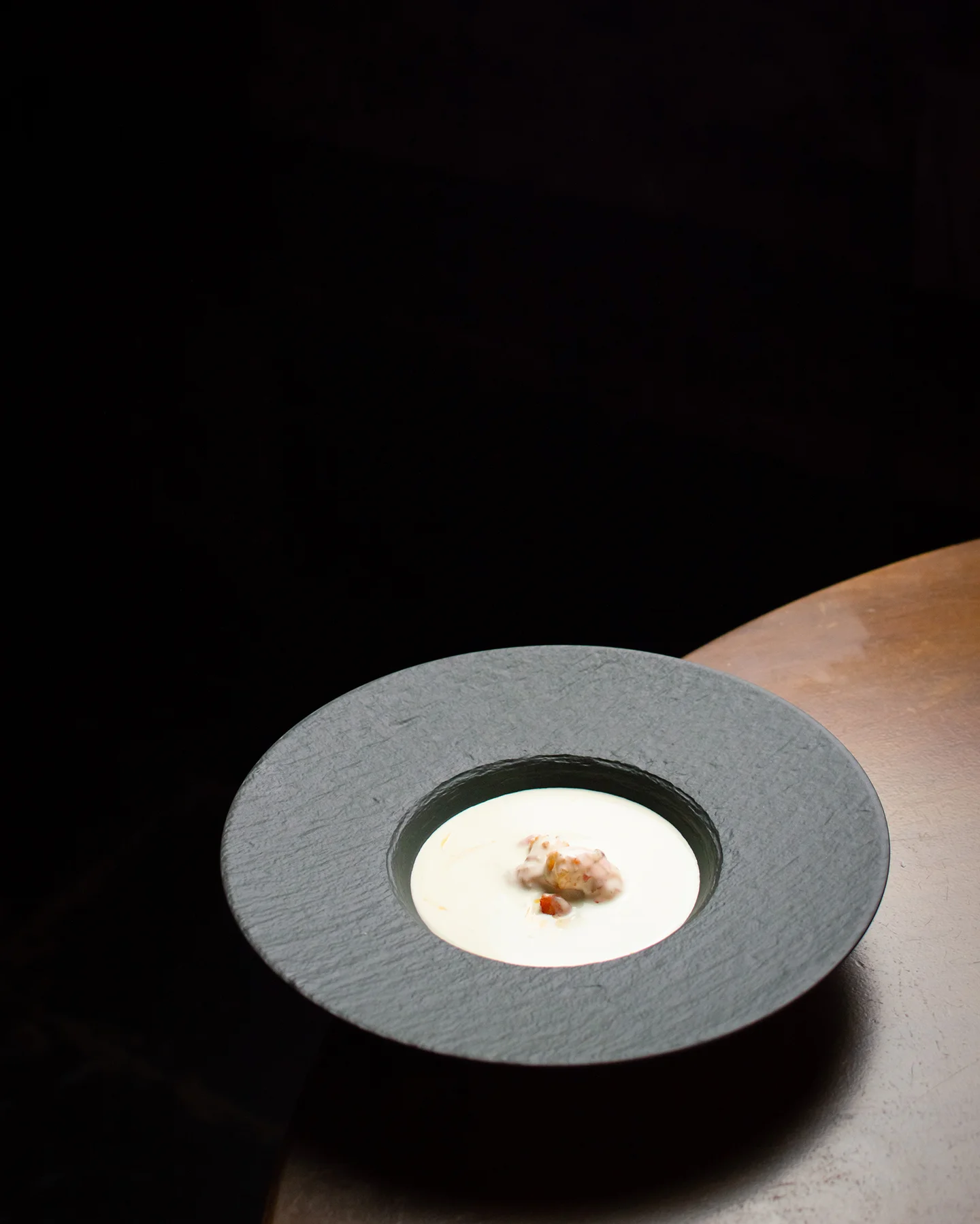 Vichyssoise de pera con langostinos