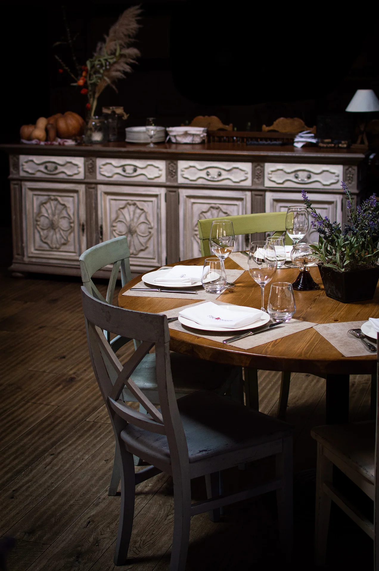 El comedor y los muebles de la casa